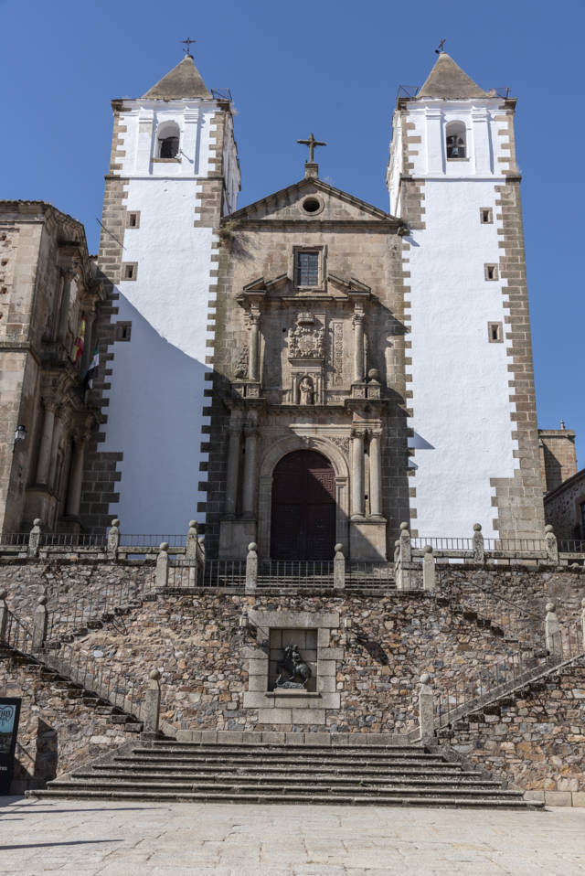 42 - Caceres - ciudad - iglesia de San Francisco Javier